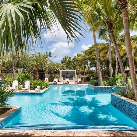 Floris Suite Hotel - Spa & Beach Club - Adults Only Piscadera Bay Eksteriør bilde