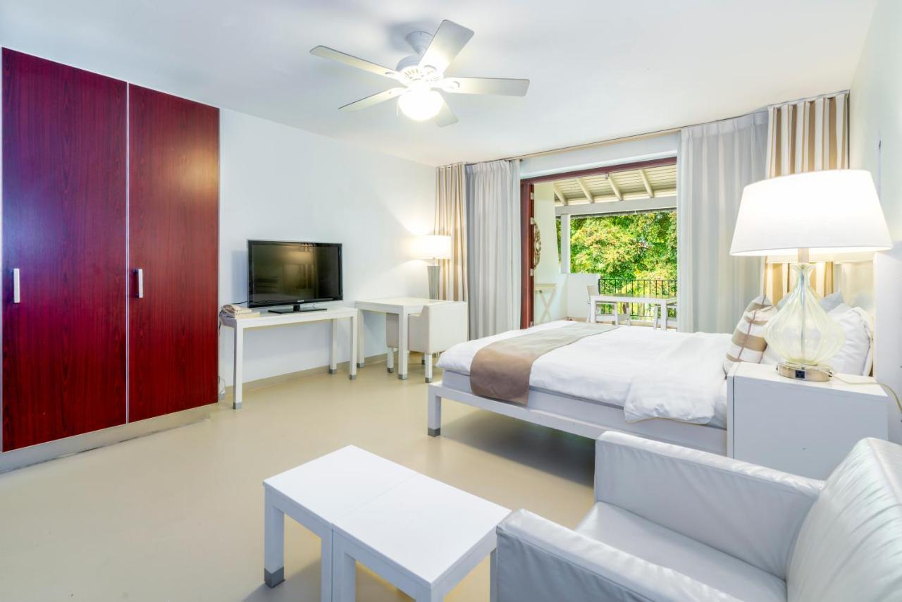 Floris Suite Hotel - Spa & Beach Club - Adults Only Piscadera Bay Eksteriør bilde