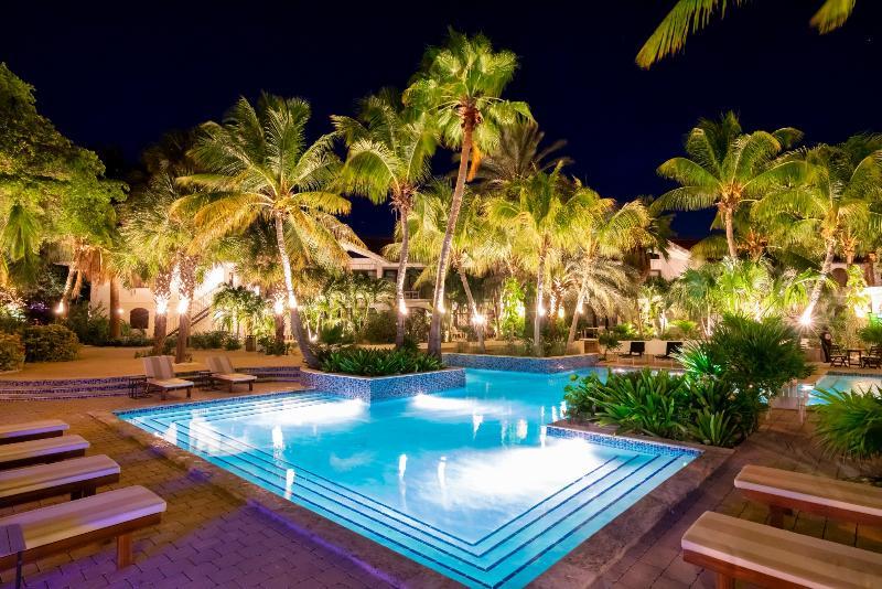 Floris Suite Hotel - Spa & Beach Club - Adults Only Piscadera Bay Eksteriør bilde